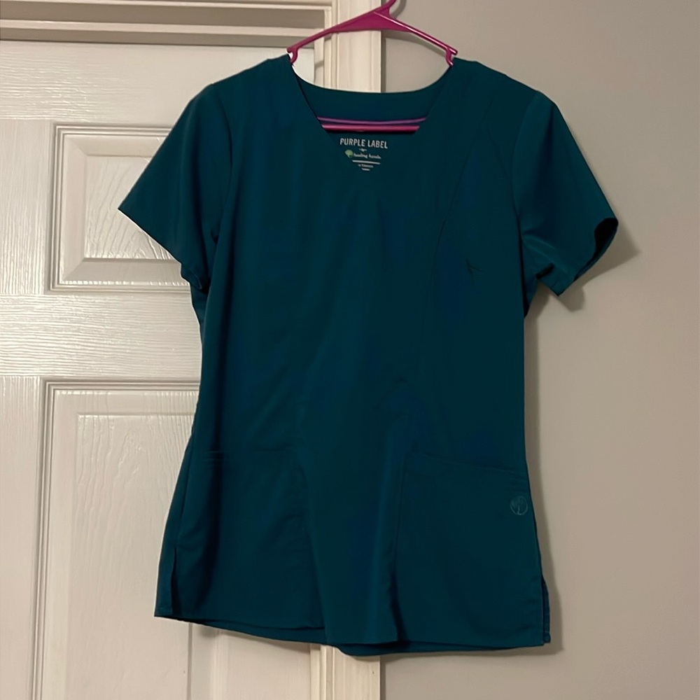 Scrub top